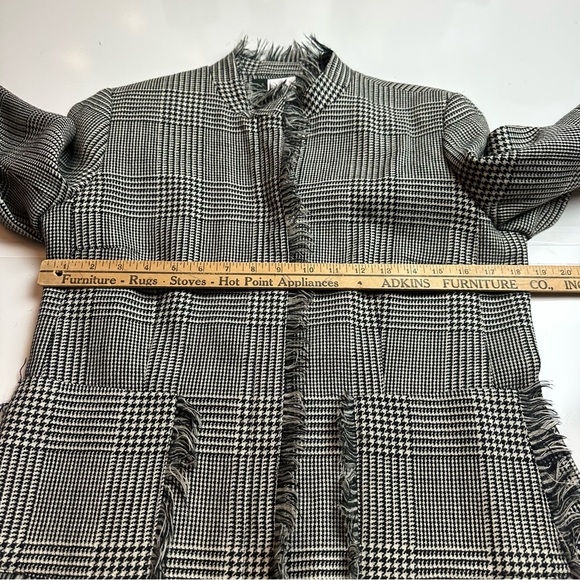 Harve Benard Black and White Fringed Plaid Blazer - Picture 6 of 8